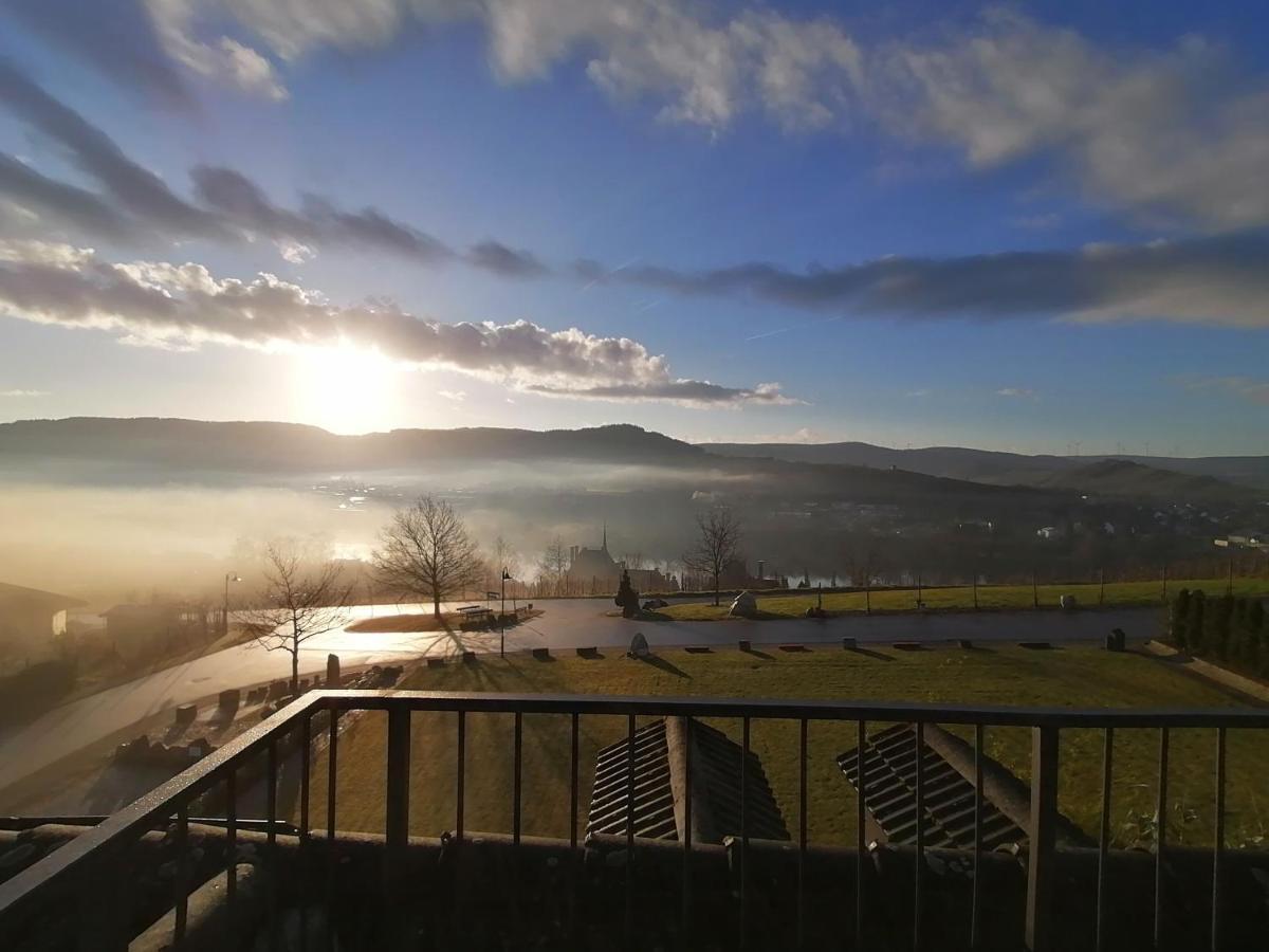 Weingut & Gastehaus Schumann Appartement Lieser Buitenkant foto